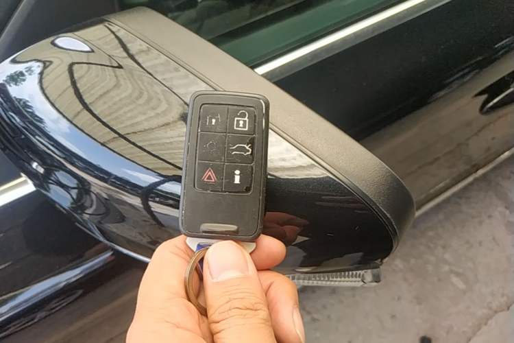 Used Volvo XC60 2015 T5 AWD Zhiyuan Edition Vehicle Key