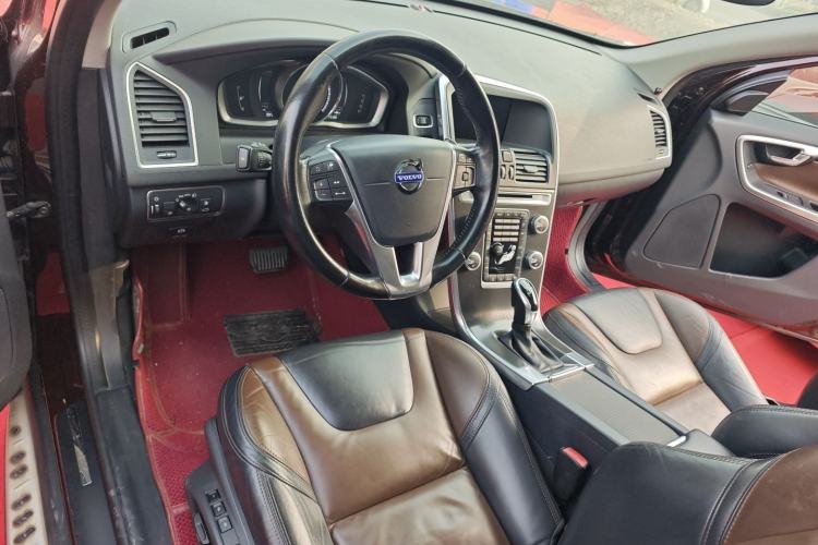 Used Volvo XC60 2015 T5 Zhiya Edition Center Console