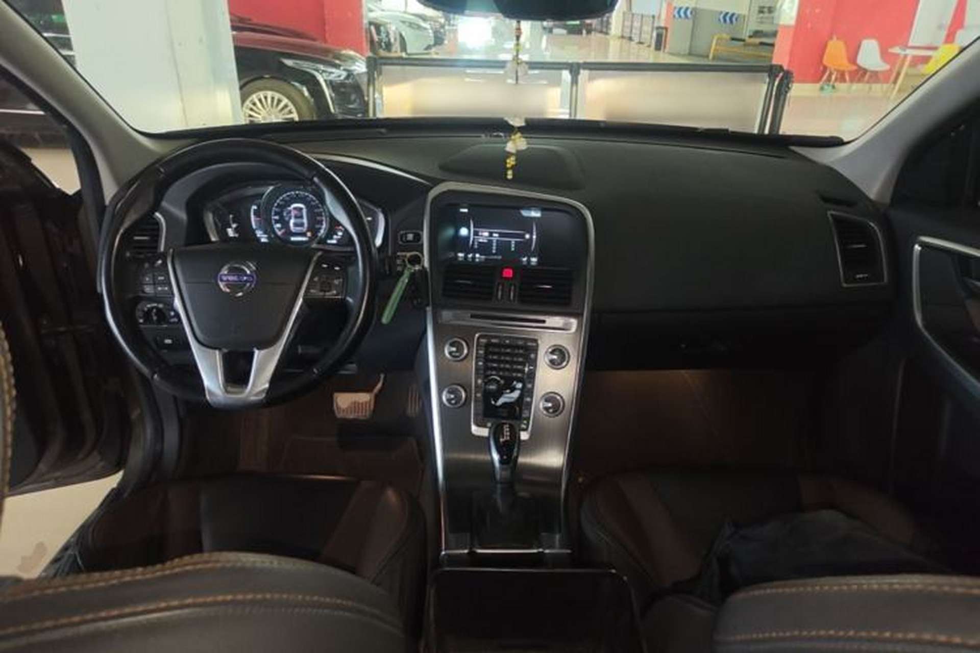 Used Volvo XC60 2015 T5 AWD Zhiyuan Edition Center Console