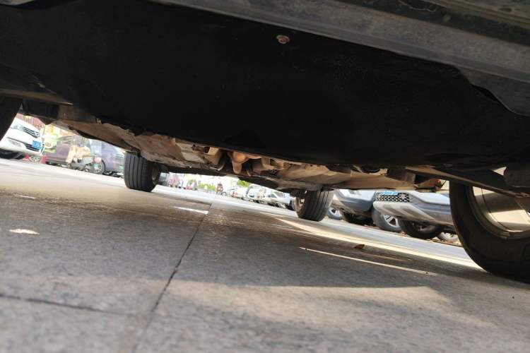 Used Volvo XC60 2015 T5 AWD Zhiyuan Edition Chassis Front