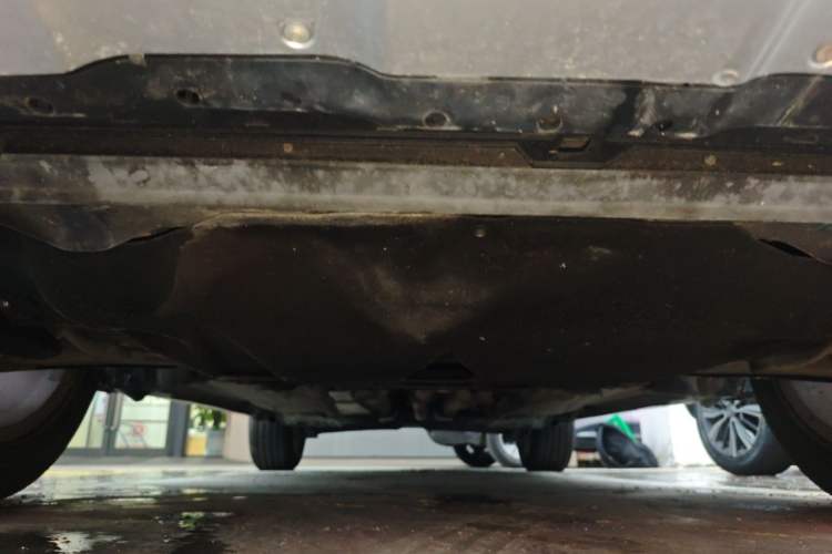Used Volvo XC60 2015 T5 AWD Zhiyuan Edition Chassis Front
