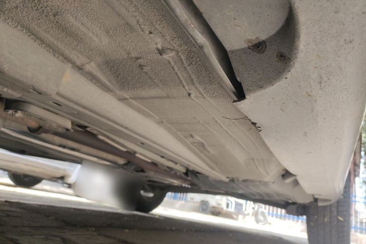 Used Volvo XC60 2015 T5 AWD Zhiyuan Edition Chassis Front Left