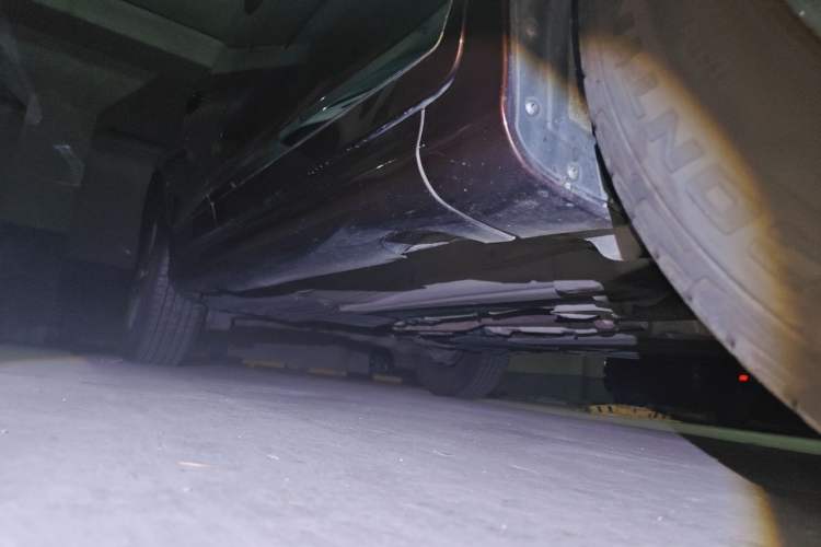 Used Volvo XC60 2015 T5 AWD Zhiyuan Edition Chassis Front Right