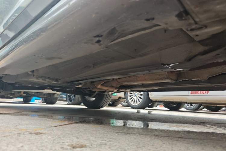 Used Volvo XC60 2015 T5 Smart Upgrade Model Chassis Front Right