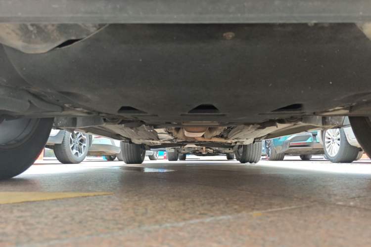 Used Volvo XC60 2015 T5 Smart Upgrade Model Chassis Front