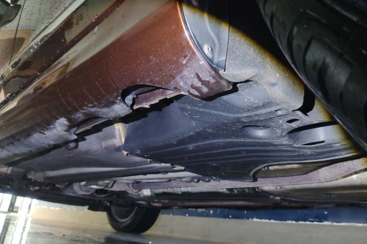 Used Volvo XC60 2015 T5 AWD Zhiyuan Edition Chassis Rear Left