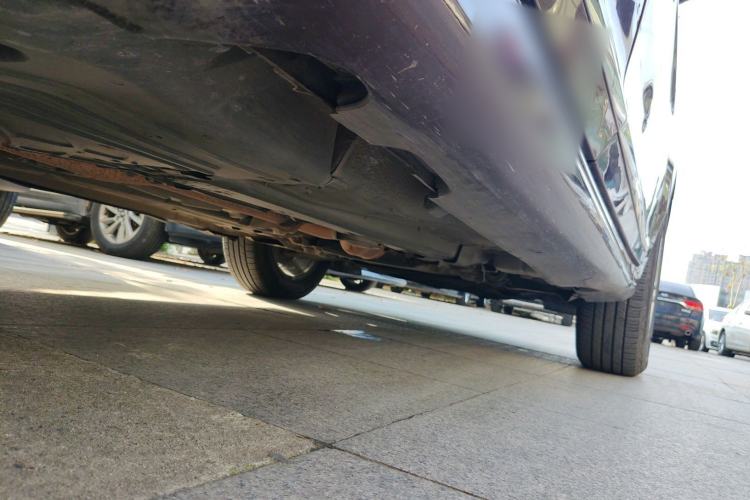 Used Volvo XC60 2015 T5 AWD Zhiyuan Edition Chassis Rear Right