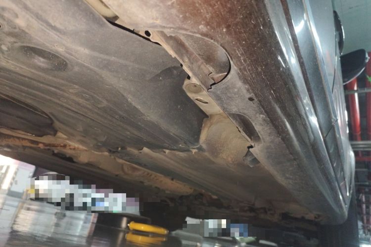Used Volvo XC60 2015 T5 Smart Upgrade Model Chassis Rear Right