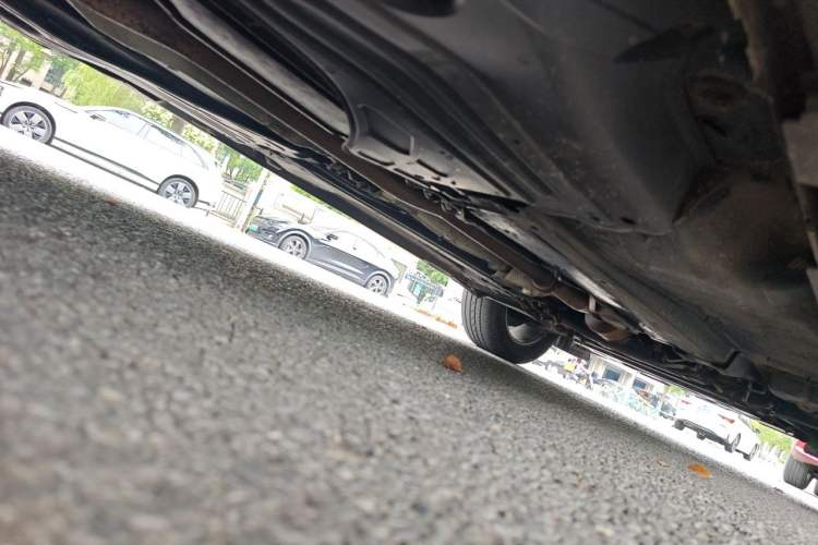 Used Volvo XC60 2015 T5 AWD Zhiyuan Edition Chassis Rear Right