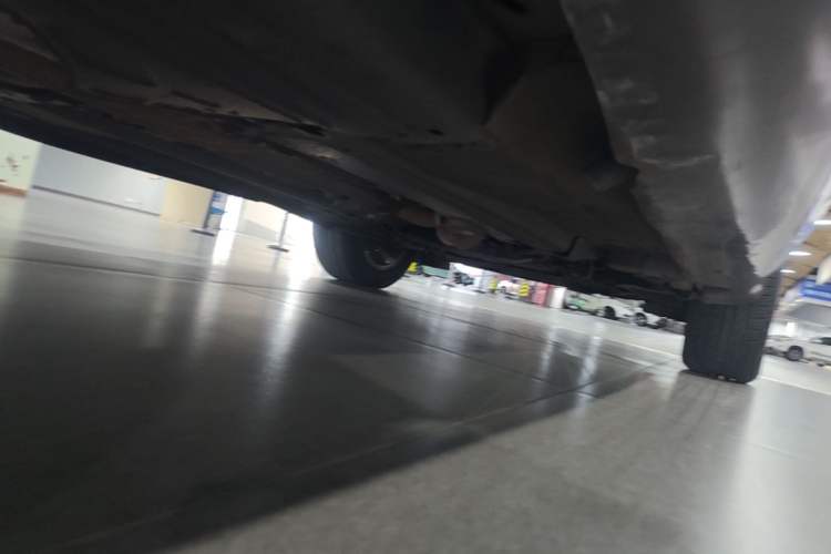 Used Volvo XC60 2015 T5 AWD Zhiyuan Edition Chassis Rear Right