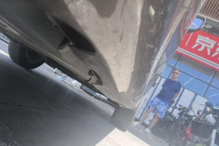 Used Volvo XC60 2015 T5 Smart Upgrade Model Chassis Rear Right