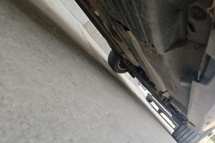 Used Volvo XC60 2015 T5 Smart Upgrade Model Chassis Rear Right