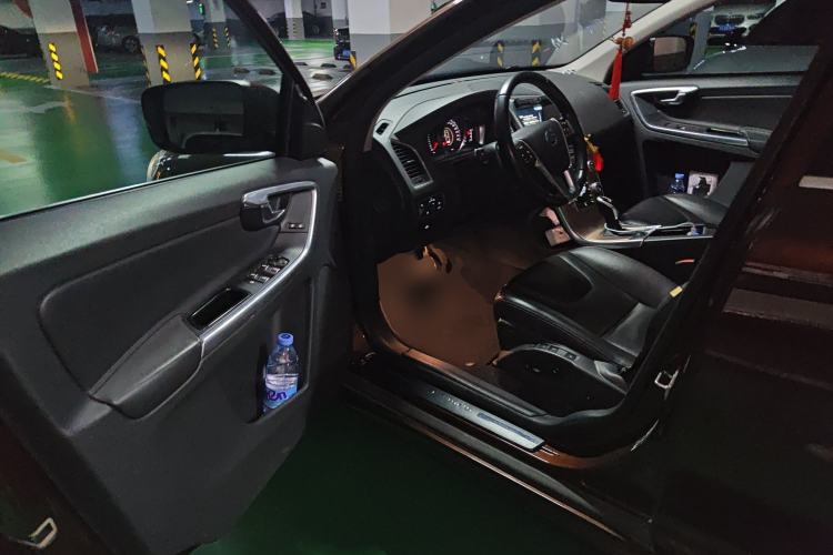 Used Volvo XC60 2015 T5 Smart Upgrade Model Driver Seat
