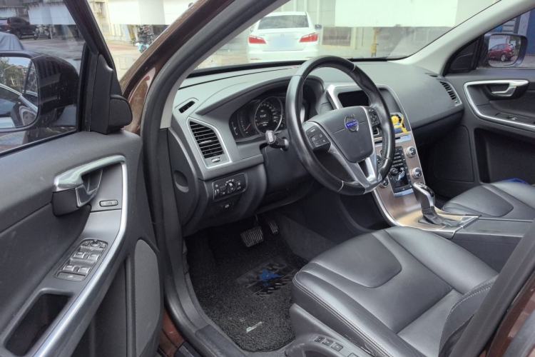 Used Volvo XC60 2015 T5 Smart Upgrade Model Driver Seat
