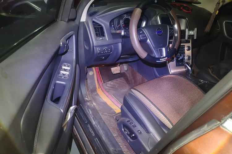 Used Volvo XC60 2015 T5 Smart Upgrade Model Driver Seat