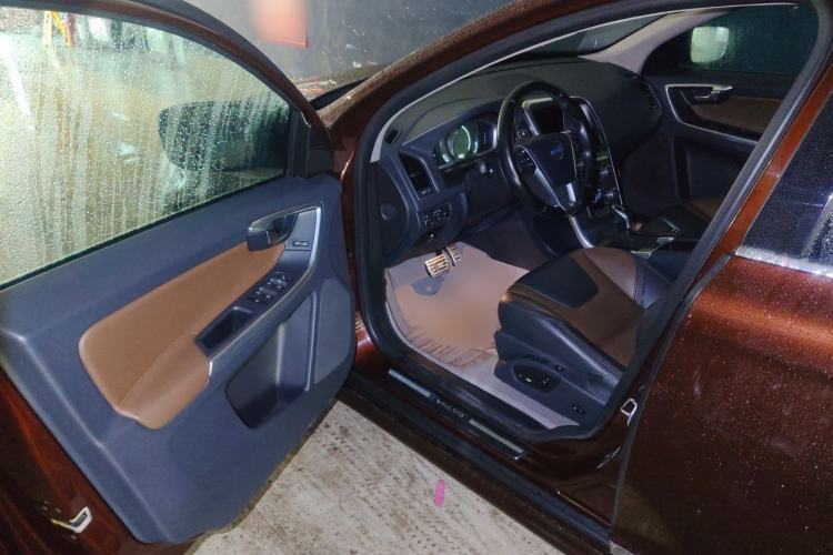 Used Volvo XC60 2015 T5 AWD Zhiyuan Edition Driver Seat