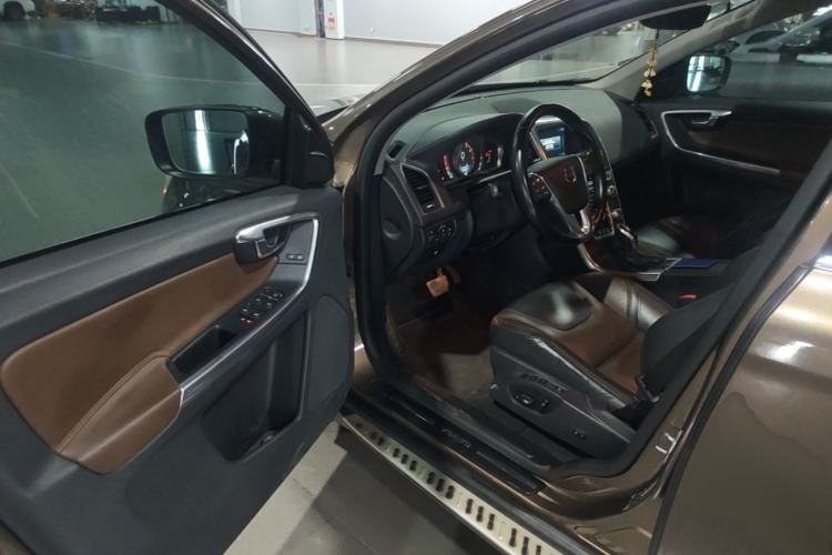 Used Volvo XC60 2015 T5 AWD Zhiyuan Edition Driver Seat