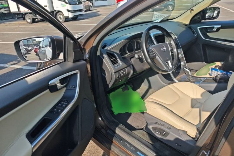Used Volvo XC60 2015 T6 Zhiyi Edition Driver Seat