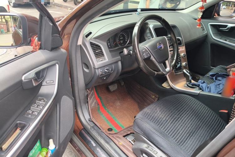 Used Volvo XC60 2015 T5 Smart Upgrade Model Driver Seat
