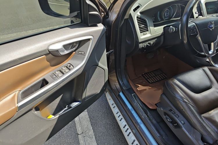 Used Volvo XC60 2015 T6 Zhiyi Edition Driver Seat