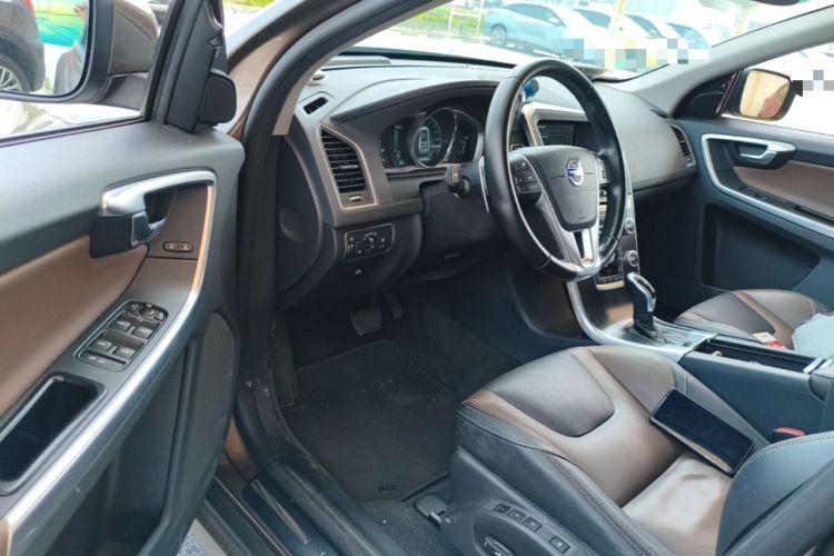 Used Volvo XC60 2015 T5 AWD Smart Drive Edition Driver Seat