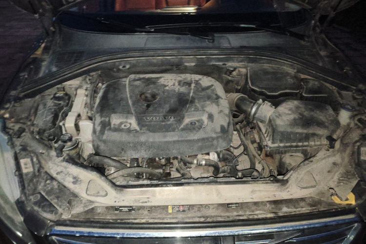 Used Volvo XC60 2015 T5 Smart Edition Engine Bay