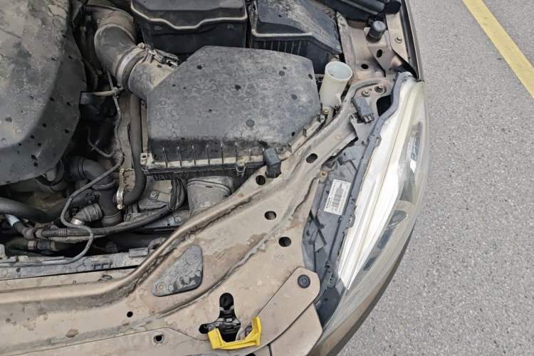 Used Volvo XC60 2015 T5 Smart Upgrade Model Engine Bay Left