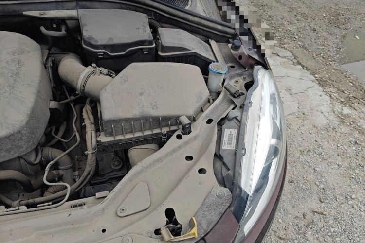 Used Volvo XC60 2015 T5 Smart Upgrade Model Engine Bay Left