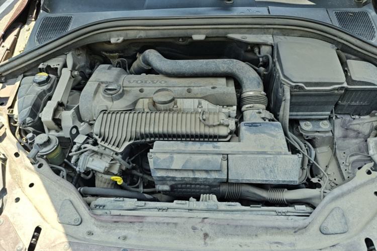 Used Volvo XC60 2015 T5 AWD Smart Drive Edition Engine Bay