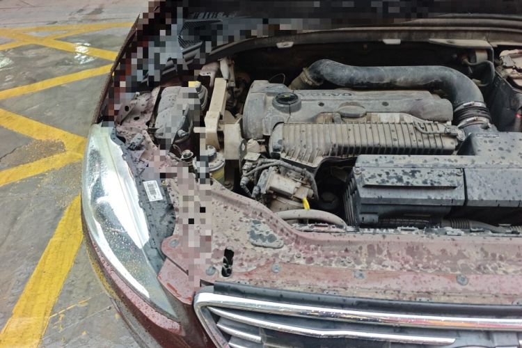 Used Volvo XC60 2015 T5 AWD Zhiyuan Edition Engine Bay Right