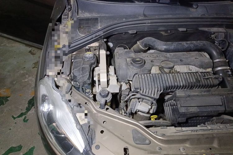 Used Volvo XC60 2015 T5 AWD Smart Drive Edition Engine Bay Right