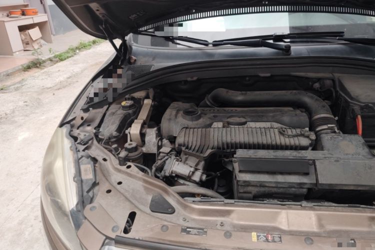 Used Volvo XC60 2015 T5 AWD Smart Drive Edition Engine Bay Right