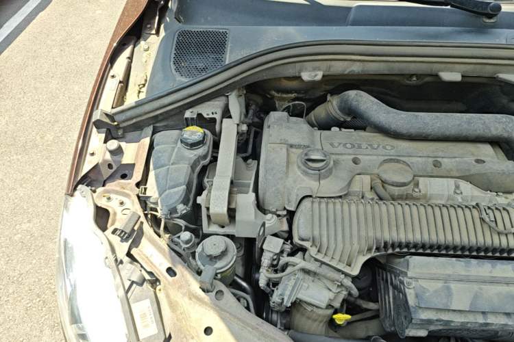 Used Volvo XC60 2015 T5 AWD Smart Drive Edition Engine Bay Right