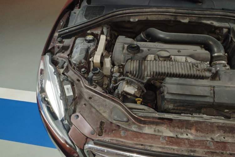 Used Volvo XC60 2015 T5 AWD Smart Drive Edition Engine Bay Right