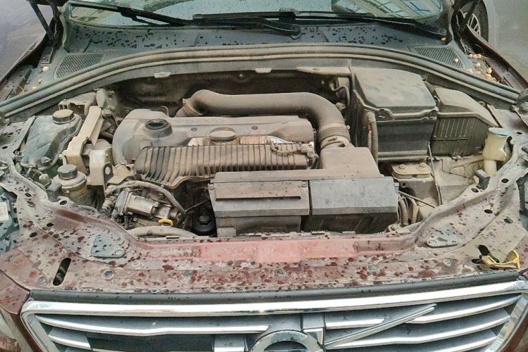 Used Volvo XC60 2015 T5 AWD Smart Drive Edition Engine Bay