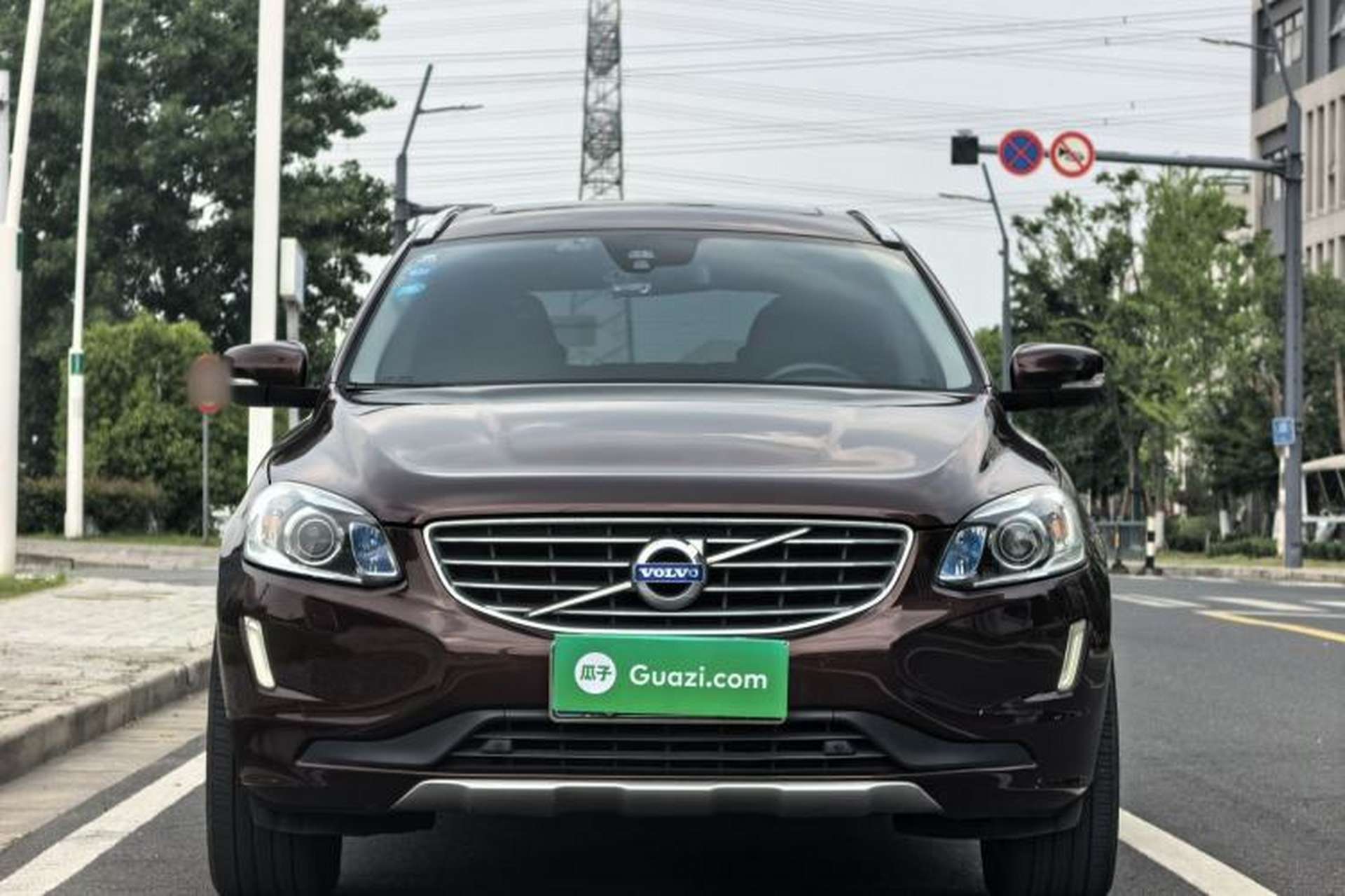 Used Volvo XC60 2015 T5 Smart Upgrade Model Exterior 2