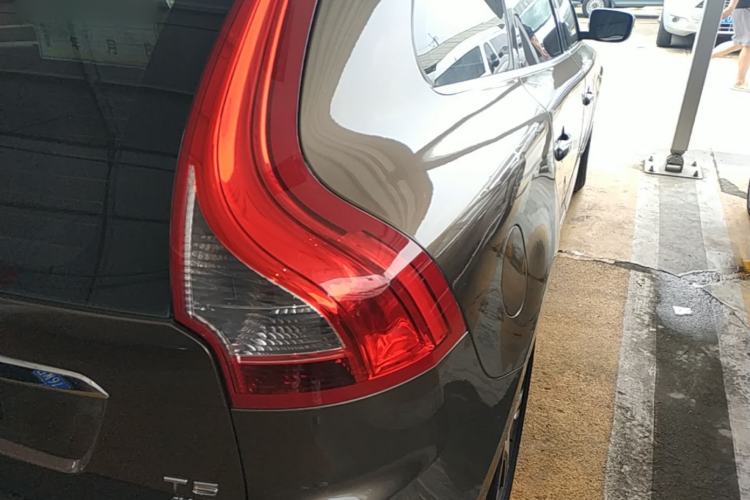 Used Volvo XC60 2015 T5 AWD Zhiyuan Edition Exterior 3