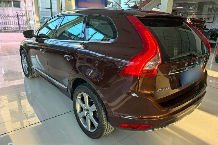 Used Volvo XC60 2015 T5 AWD Smart Drive Edition Exterior 4