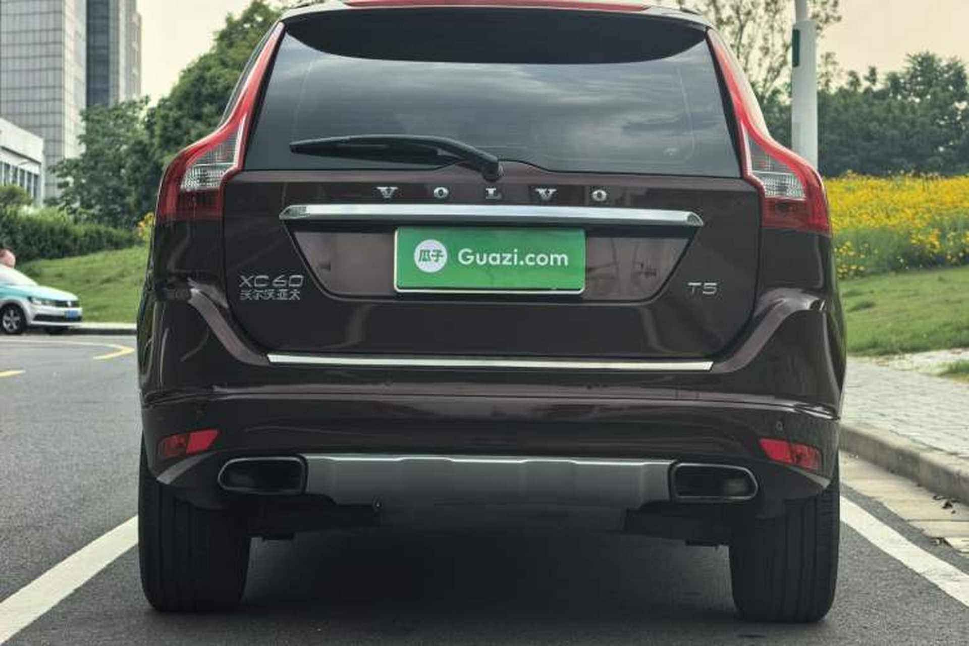 Used Volvo XC60 2015 T5 Smart Upgrade Model Exterior 5