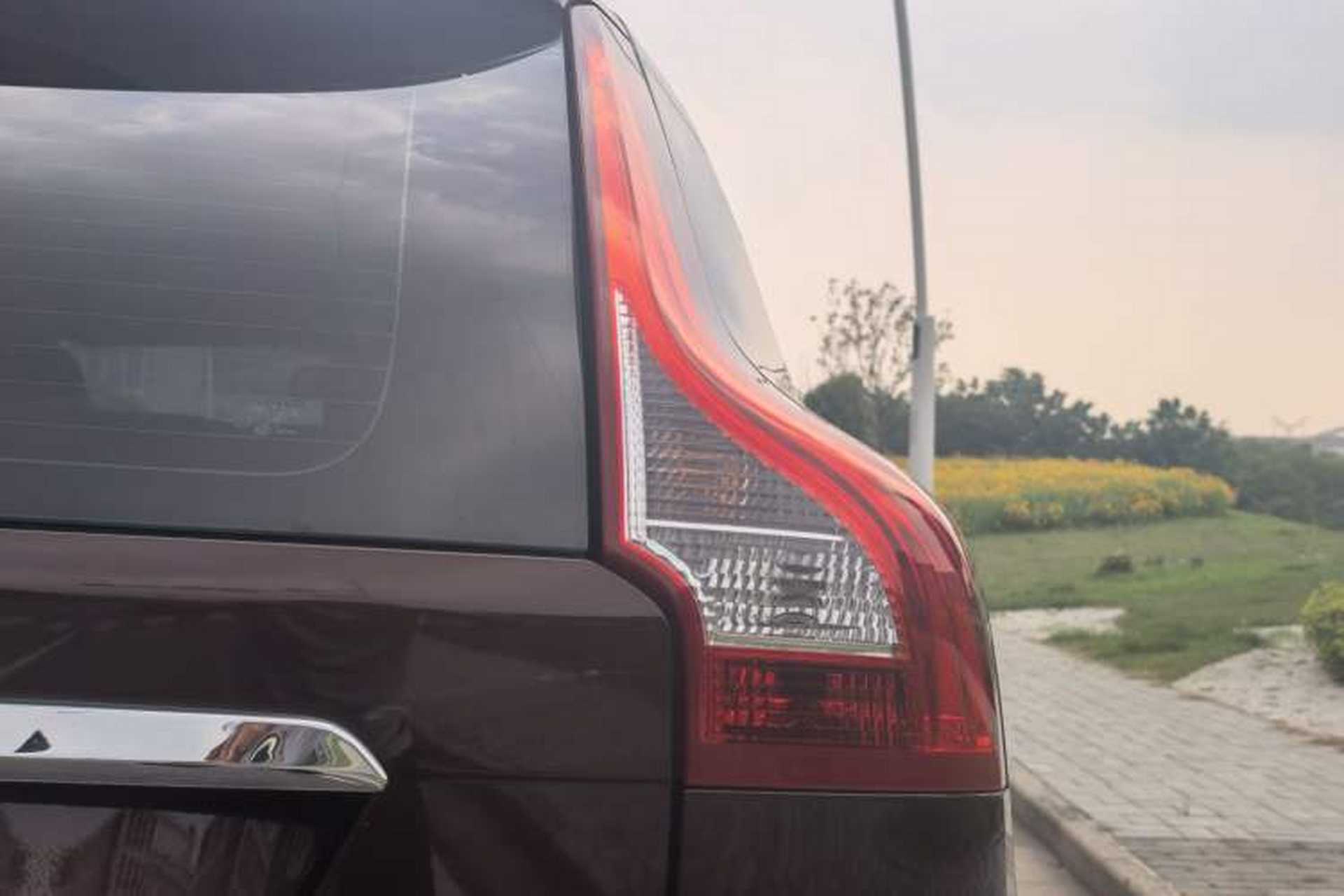 Used Volvo XC60 2015 T5 Smart Upgrade Model Exterior 7