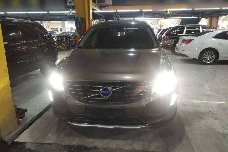 Used Volvo XC60 2015 T5 Zhiyi Edition Front