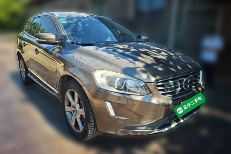Used Volvo XC60 2015 T5 AWD Smart Drive Edition Front Right 45 Deg