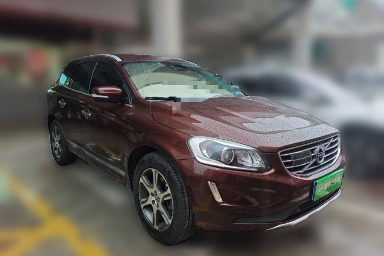 Used Volvo XC60 2015 T5 AWD Zhiyuan Edition Front Right 45 Deg