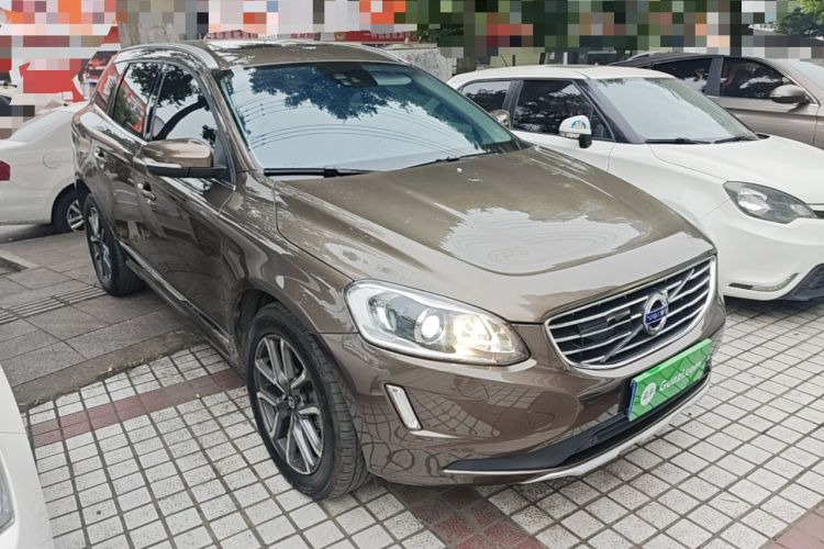 Used Volvo XC60 2015 T5 AWD Smart Drive Edition Front Right 45 Deg