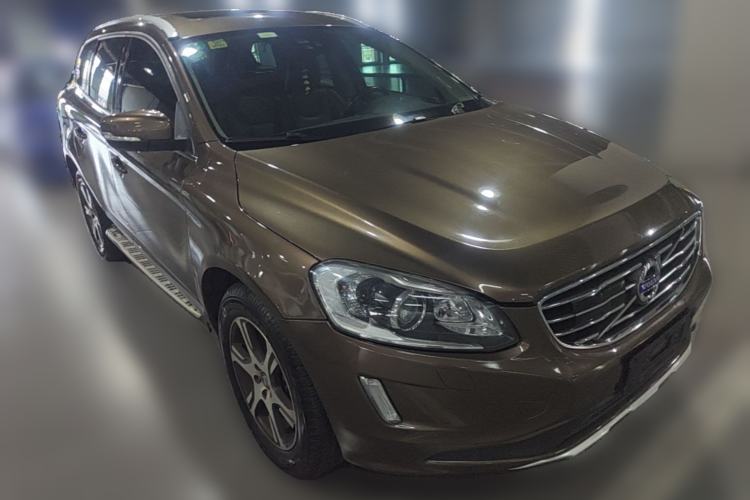 Used Volvo XC60 2015 T5 AWD Zhiyuan Edition Front Right 45 Deg