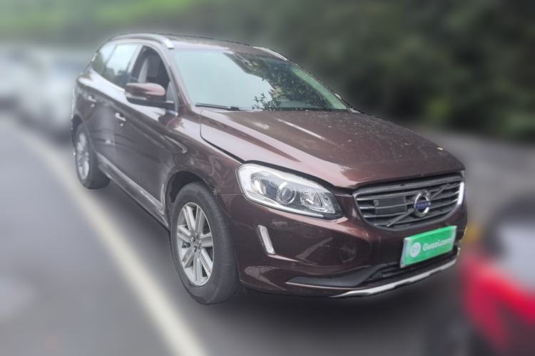 Used Volvo XC60 2015 T5 AWD Zhiyuan Edition Front Right 45 Deg