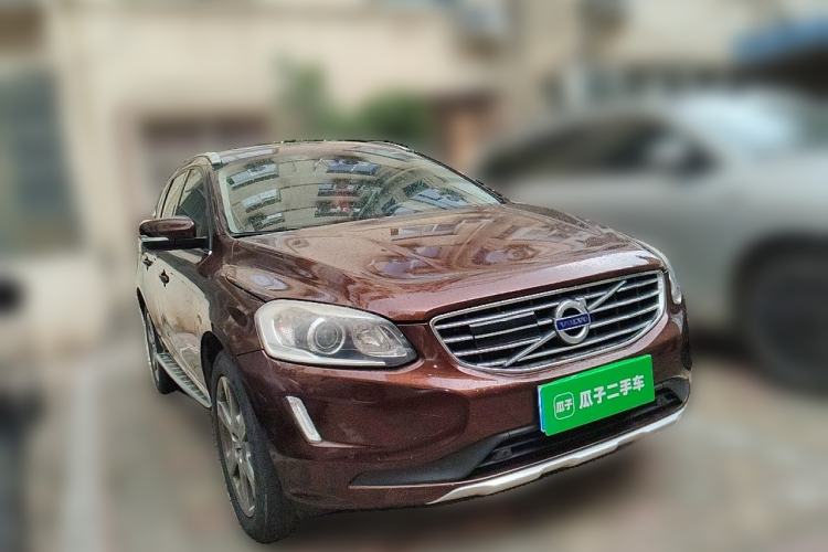 Used Volvo XC60 2015 T5 AWD Smart Drive Edition Front Right 45 Deg