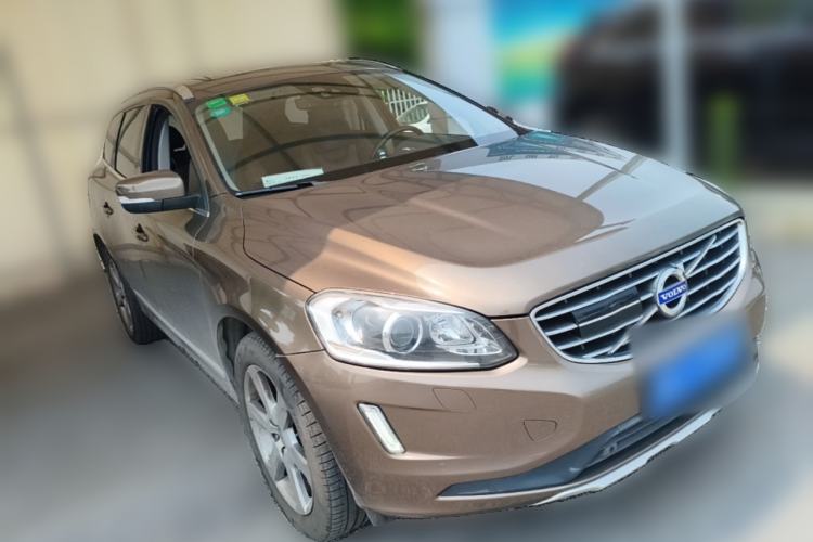 Used Volvo XC60 2015 T5 AWD Smart Drive Edition Front Right 45 Deg