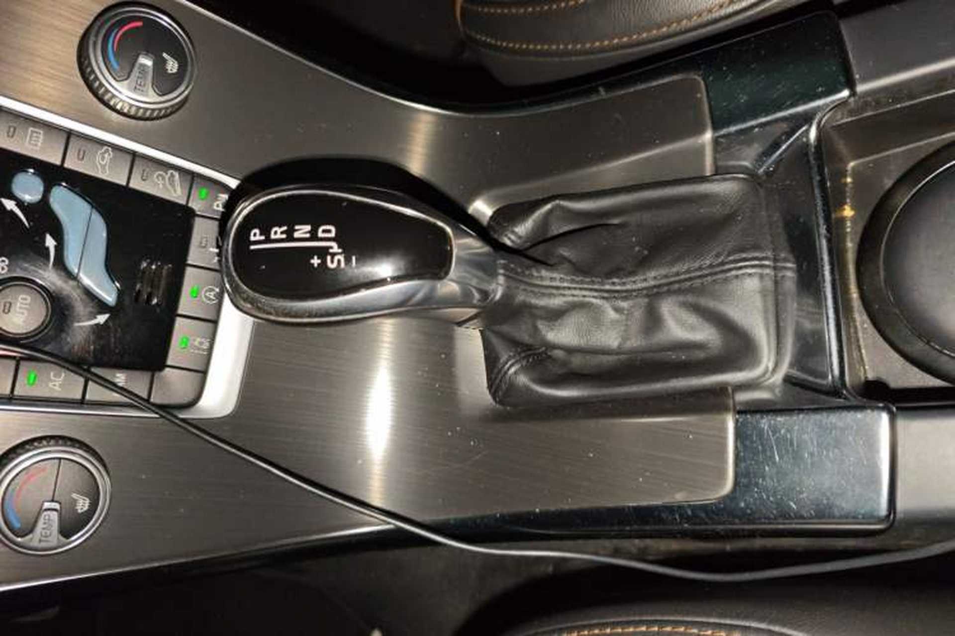Used Volvo XC60 2015 T5 AWD Smart Drive Edition Gear Lever