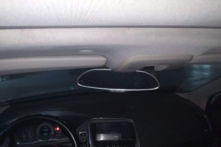 Used Volvo XC60 2015 T5 Smart Edition Headliner